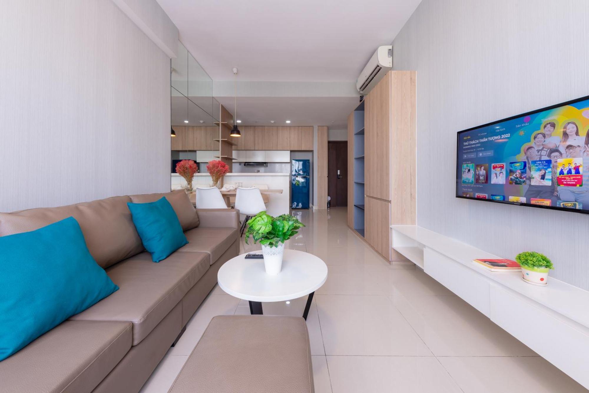 Yo'S Homes Rivergate Apartment Infinity Pool Near District 1 Ho Chi Minh City Exterior photo