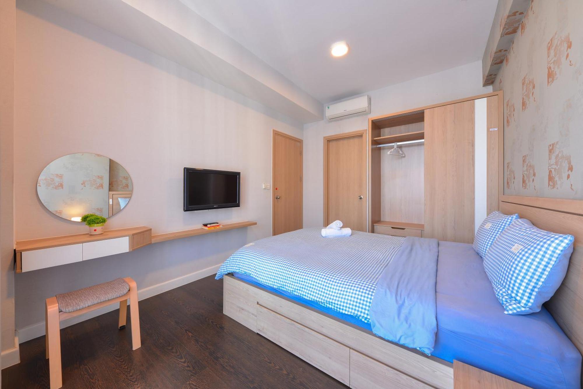Yo'S Homes Rivergate Apartment Infinity Pool Near District 1 Ho Chi Minh City Exterior photo